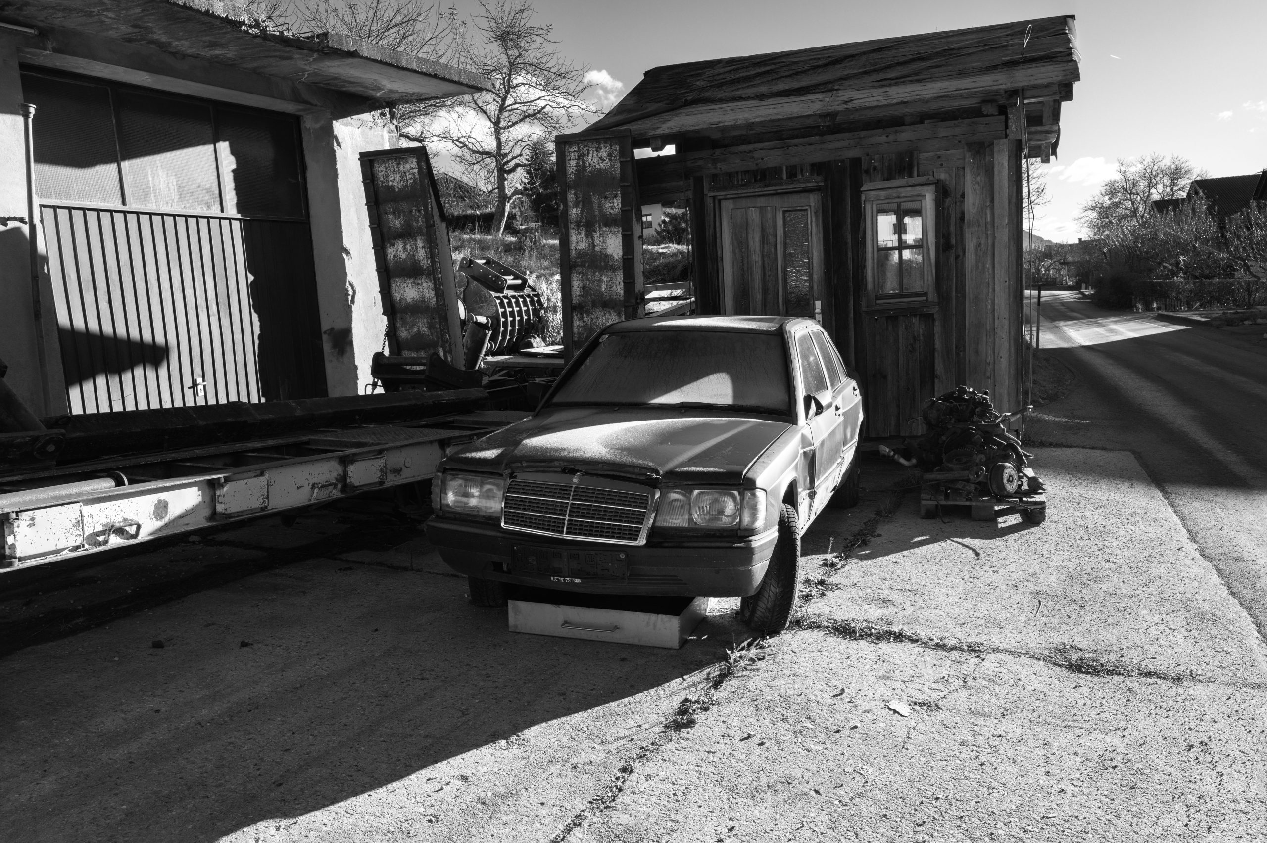 oberdrum_tirol_austria_old_car