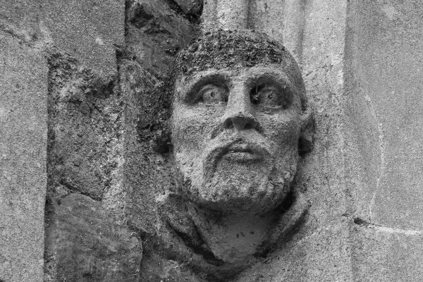 Face in the wall, Canterbury Cemetery
